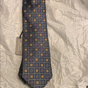 Tie